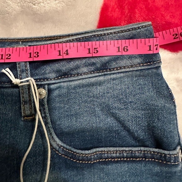 NWT JAG JEANS
Forever Stretch High Rise Jeans Plus Size in Indio Blue - Picture 9 of 16